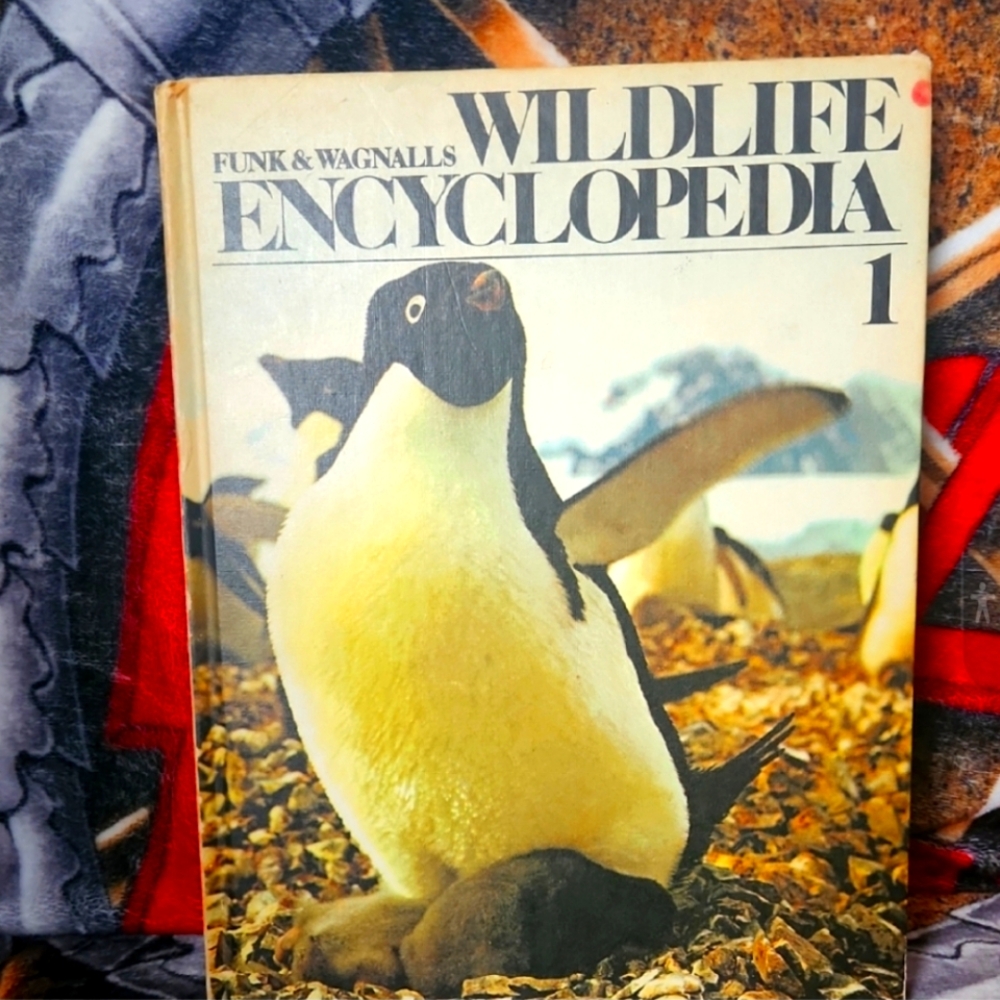 1974 Funk & Wagnalls Wildlife Encyclopedia Volume 1 Vintage One Hardcover